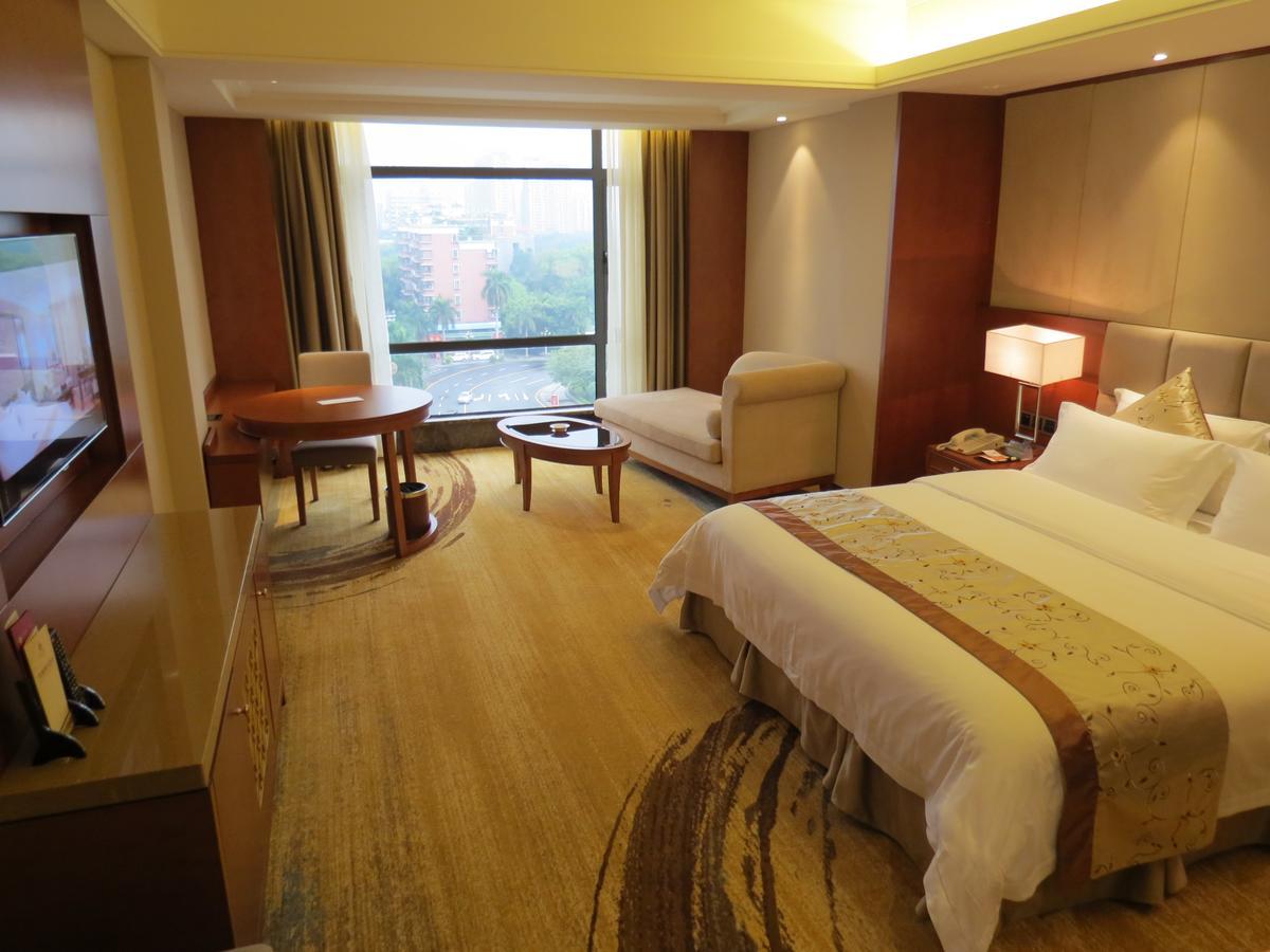 Rongjiang Hotel Jieyang Exteriör bild