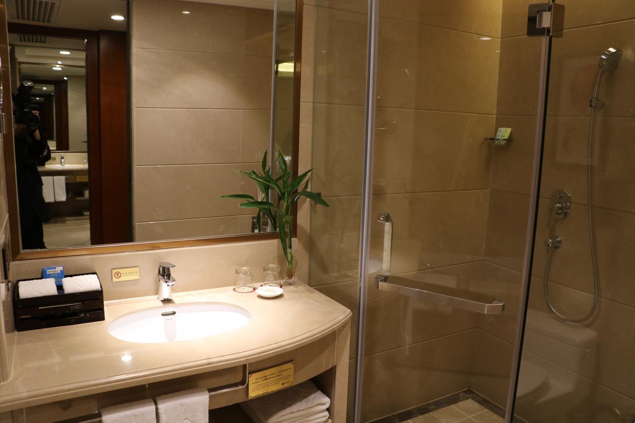 Rongjiang Hotel Jieyang Exteriör bild