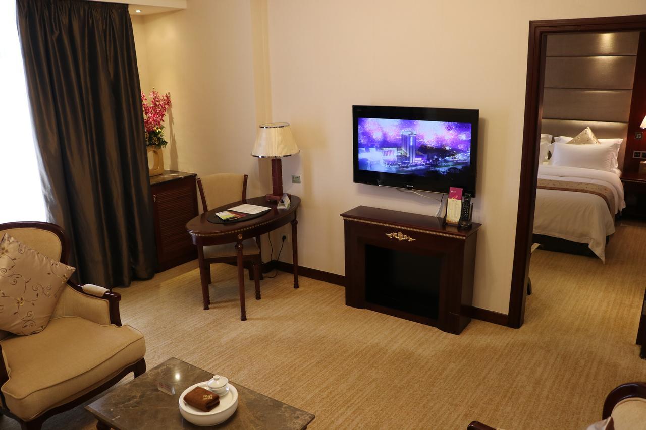 Rongjiang Hotel Jieyang Exteriör bild