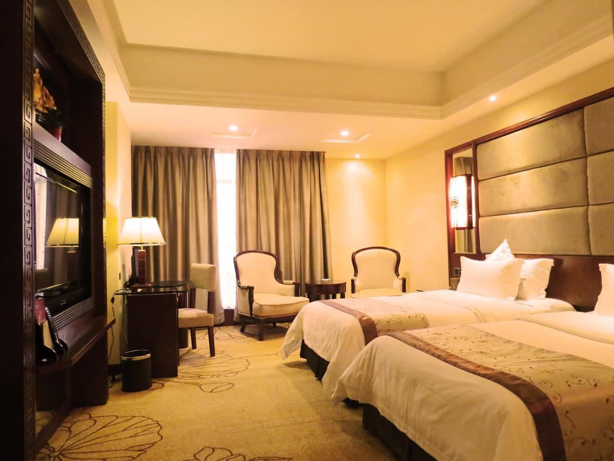 Rongjiang Hotel Jieyang Exteriör bild