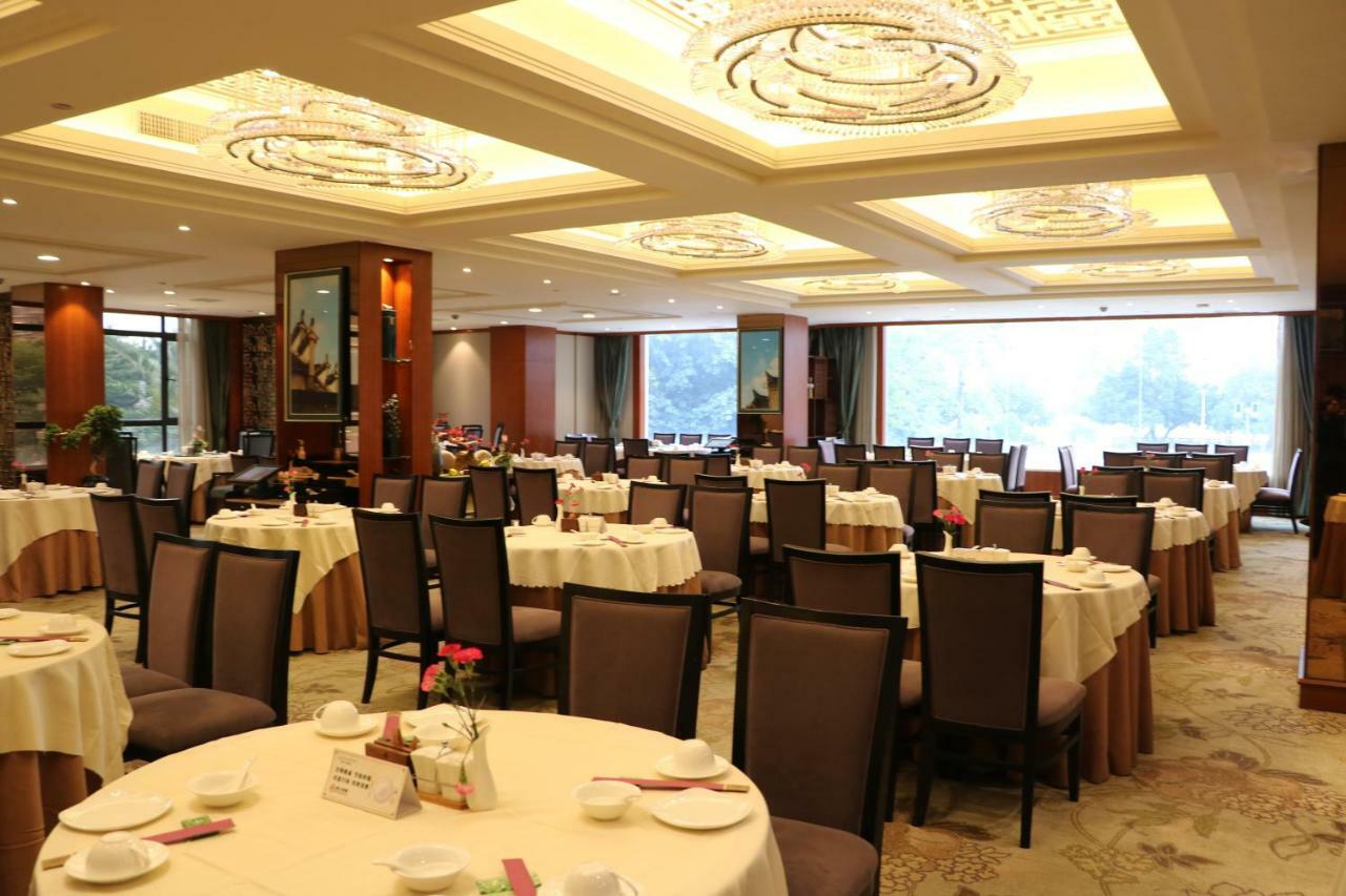 Rongjiang Hotel Jieyang Exteriör bild